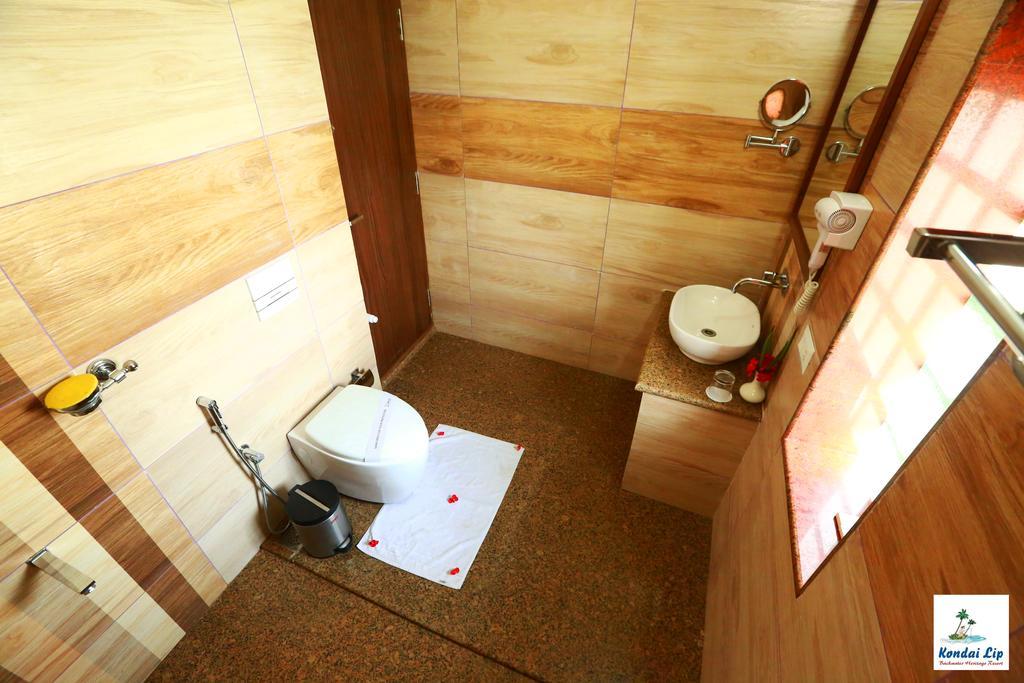 Kondai Lip Backwater Heritage Resort Kochi Exterior photo