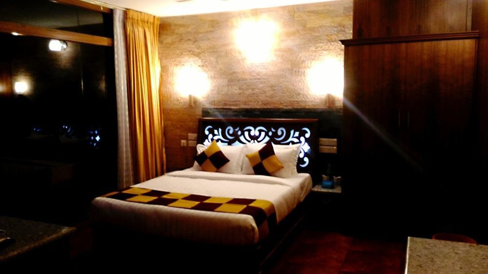 Kondai Lip Backwater Heritage Resort Kochi Exterior photo