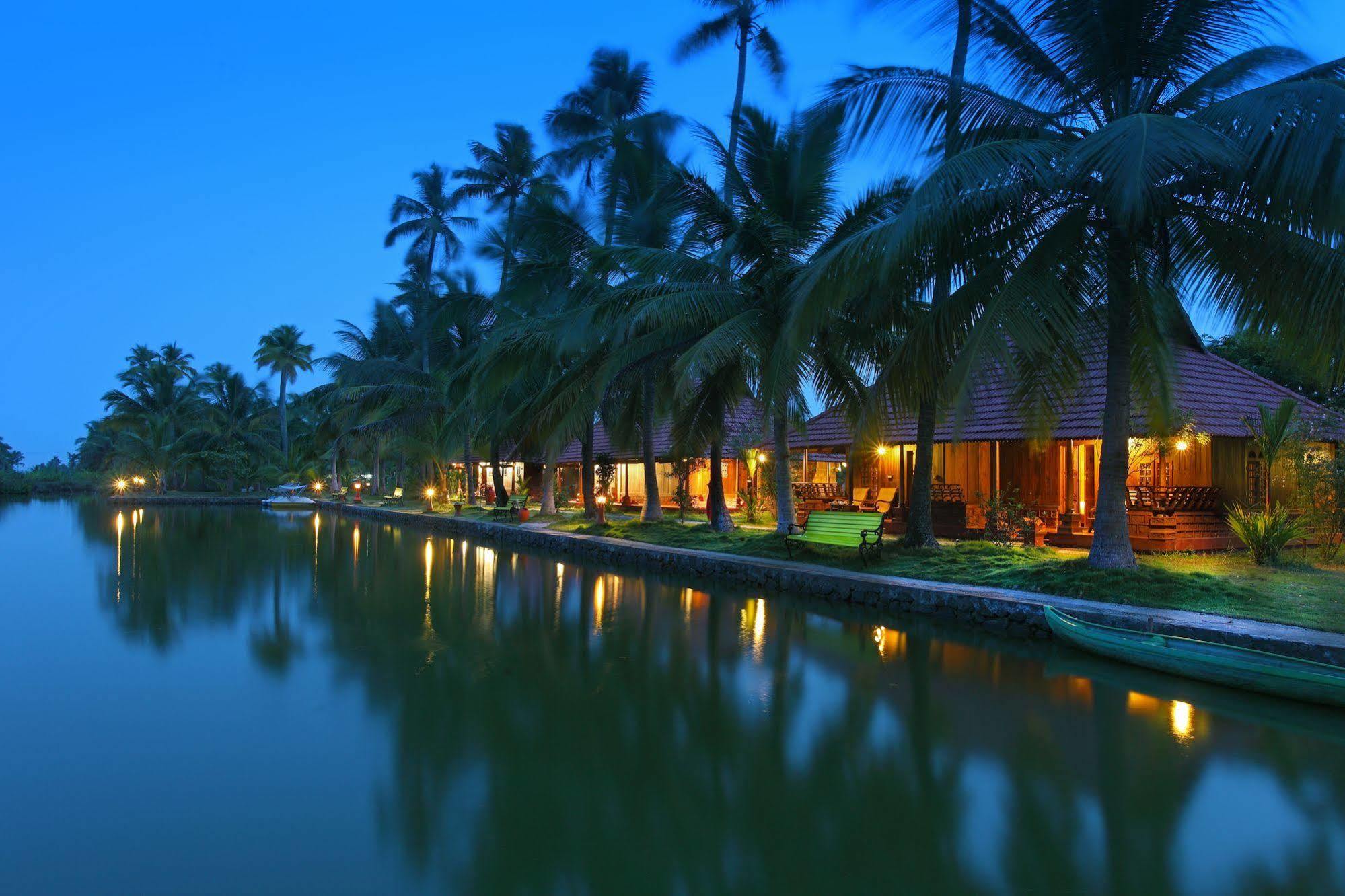 Kondai Lip Backwater Heritage Resort Kochi Exterior photo
